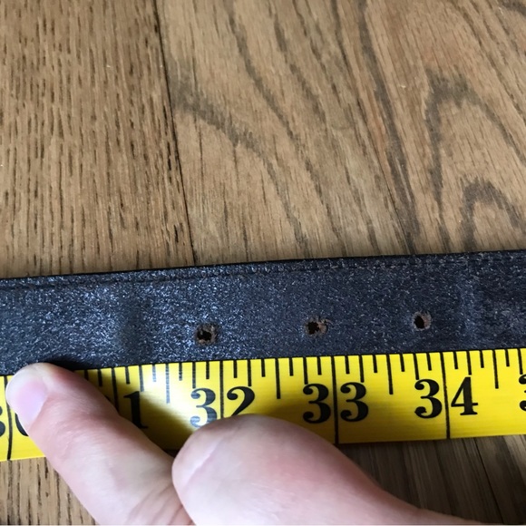 Vintage black leather belt with Aztec vibe  holes from approximately 32-34 - Picture 4 of 7
